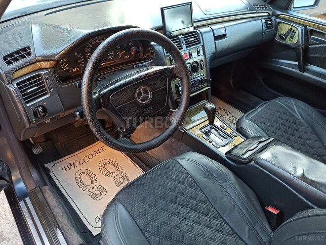 Mercedes E 230 1996, 390,000 km - 2.3 l - Bakı