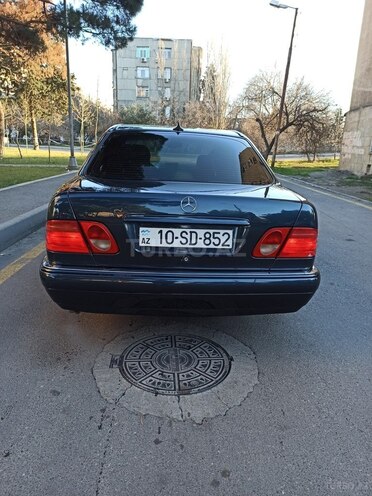 Mercedes E 230 1996, 390,000 km - 2.3 l - Bakı