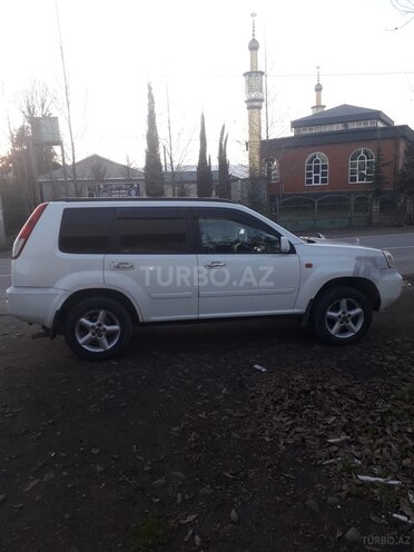 Nissan X-Trail 2002, 447,879 km - 2.0 l - Masallı