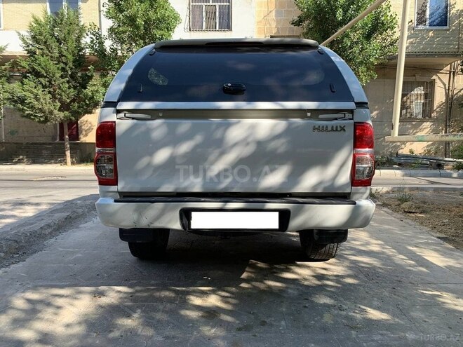 Toyota Hilux 2008, 161,000 km - 2.7 л - Bakı