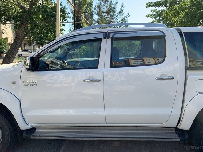 Toyota Hilux 2008, 161,000 km - 2.7 л - Bakı