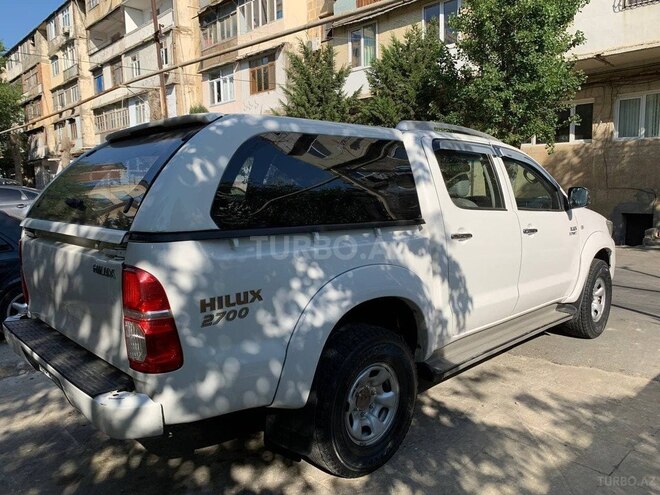 Toyota Hilux 2008, 161,000 km - 2.7 л - Bakı