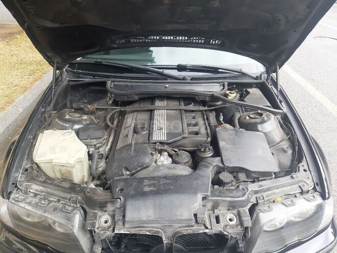 BMW 320 2001, 398,000 km - 2.2 l - Sumqayıt