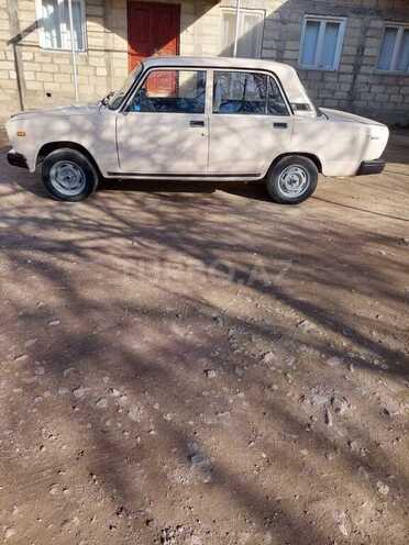 LADA (VAZ) 2105 1981, 350,000 km - 1.5 l - Tovuz