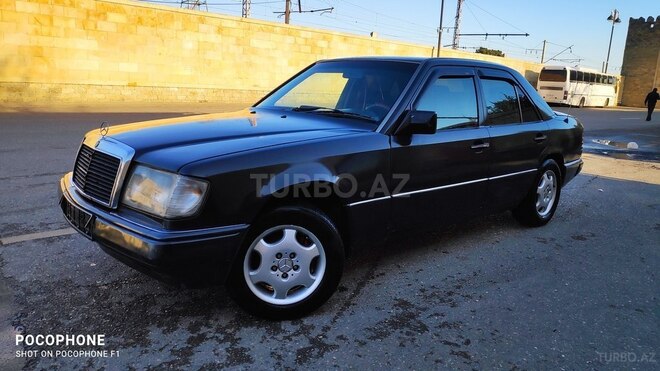 Mercedes E 200 1990, 185,387 km - 2.0 l - Bakı