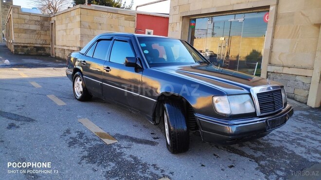Mercedes E 200 1990, 185,387 km - 2.0 l - Bakı