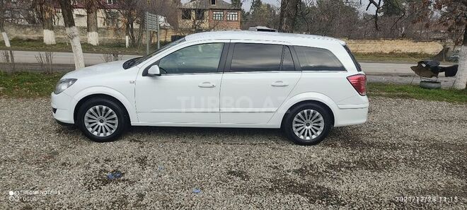 Opel Astra 2006, 257,000 km - 1.4 л - Quba