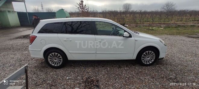 Opel Astra 2006, 257,000 km - 1.4 л - Quba