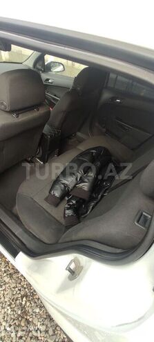 Opel Astra 2006, 257,000 km - 1.4 л - Quba