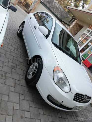 Hyundai Accent 2008, 300,000 km - 1.4 l - Sabirabad