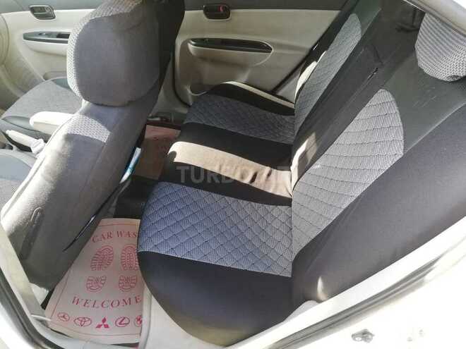 Hyundai Accent 2008, 300,000 km - 1.4 l - Sabirabad