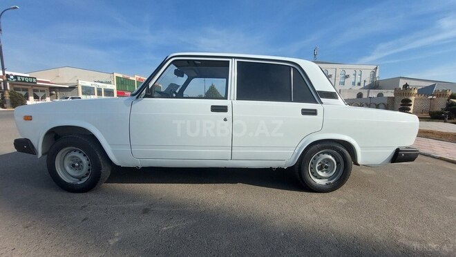 LADA (VAZ) 2107 2010, 133,500 km - 1.6 l - Saatlı