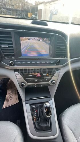 Hyundai Elantra 2017, 35,000 km - 2.0 л - Bakı