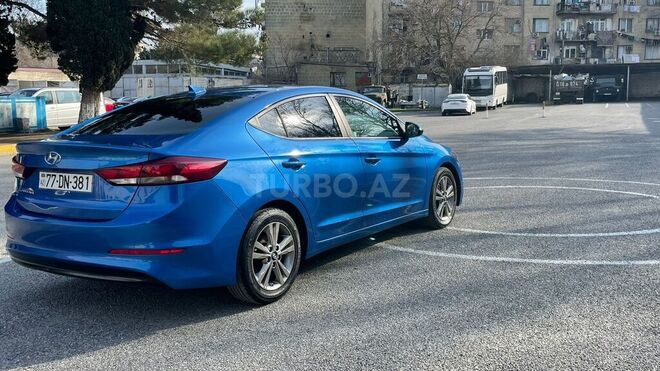 Hyundai Elantra 2017, 35,000 km - 2.0 л - Bakı