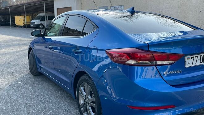 Hyundai Elantra 2017, 35,000 km - 2.0 л - Bakı