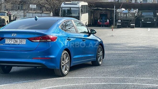 Hyundai Elantra 2017, 35,000 km - 2.0 л - Bakı