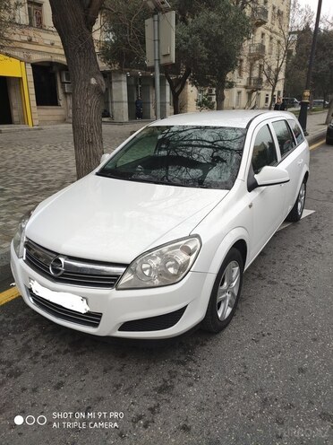 Opel Astra 2010, 249,000 km - 1.4 l - Bakı