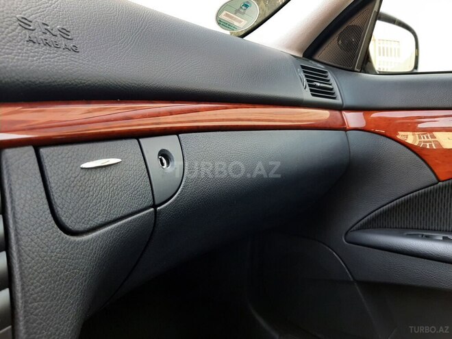 Mercedes E 220 2006, 199,000 km - 2.2 l - Bakı