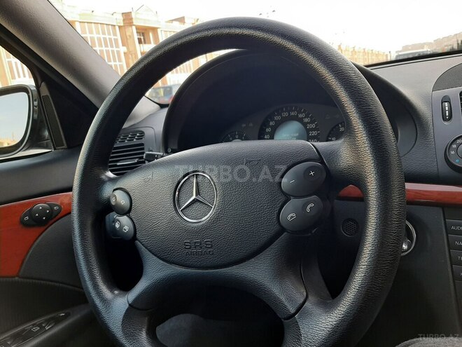 Mercedes E 220 2006, 199,000 km - 2.2 l - Bakı