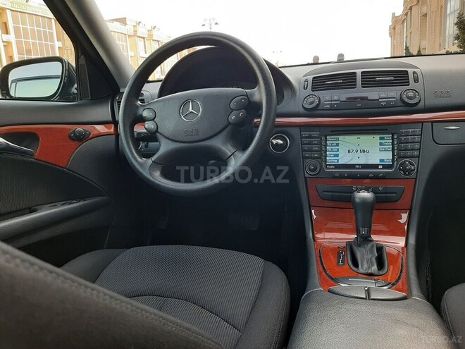 Mercedes E 220 2006, 199,000 km - 2.2 l - Bakı