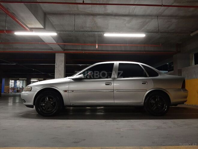 Opel Vectra 1997, 256,897 km - 1.8 l - Bakı