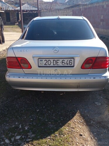 Mercedes E 230 1996, 420,000 km - 2.3 л - Gəncə