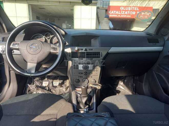 Opel Astra 2006, 291,200 km - 1.3 л - Bakı