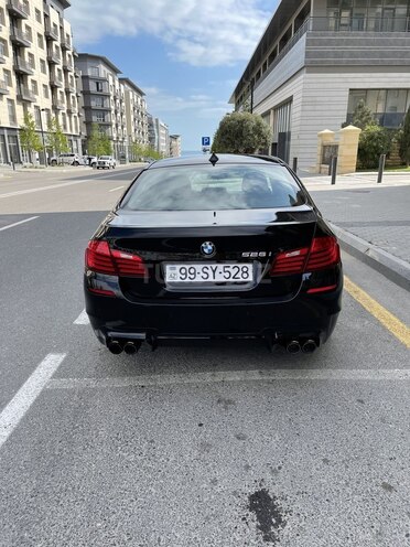 BMW 528 2015, 80,000 km - 2.0 л - Bakı