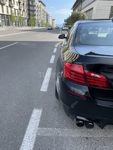 BMW 528 2015, 80,000 km - 2.0 л - Bakı