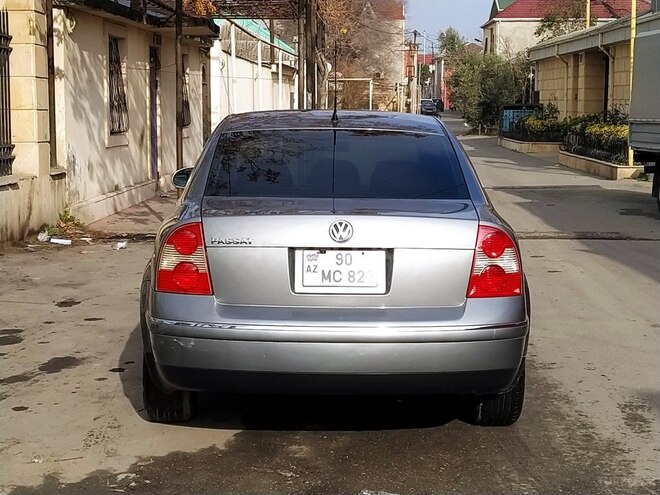 Volkswagen Passat 2004, 250,000 km - 1.8 l - Bakı