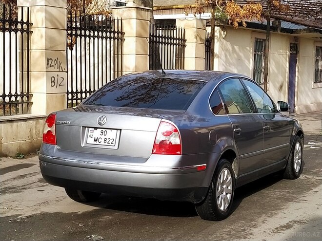 Volkswagen Passat 2004, 250,000 km - 1.8 l - Bakı