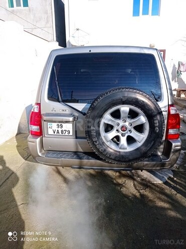 Mitsubishi Pajero 2003, 200,000 km - 3.0 л - Bakı