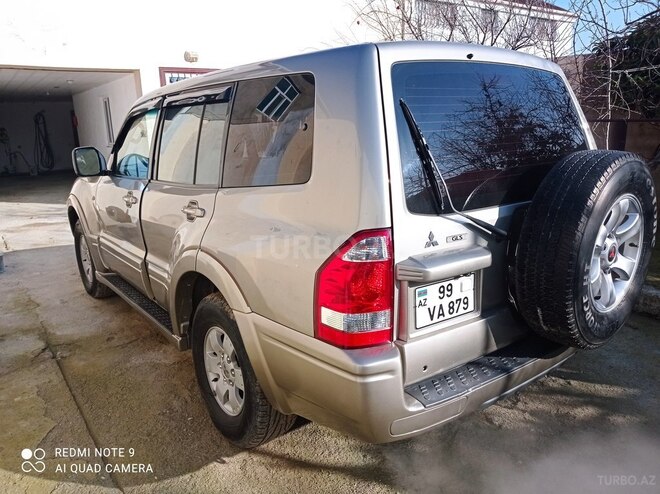 Mitsubishi Pajero 2003, 200,000 km - 3.0 л - Bakı