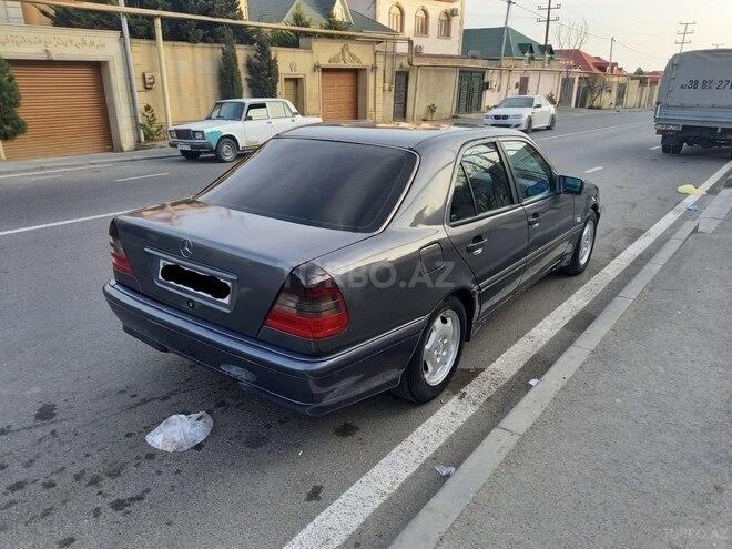 Mercedes C 220 1998, 327,000 km - 2.2 l - Bakı
