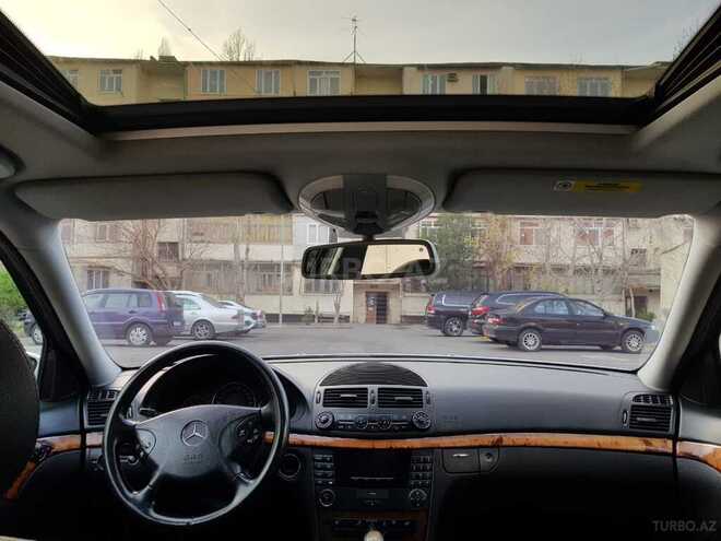 Mercedes E 240 2004, 268,000 km - 2.4 l - Bakı