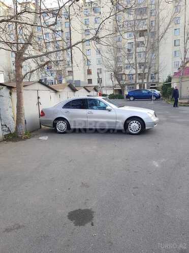Mercedes E 240 2004, 268,000 km - 2.4 l - Bakı