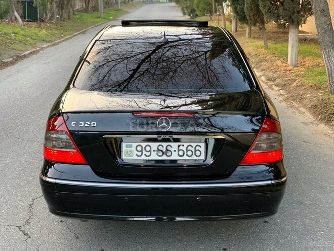 Mercedes E 320 2003, 285,000 km - 3.2 l - Bakı