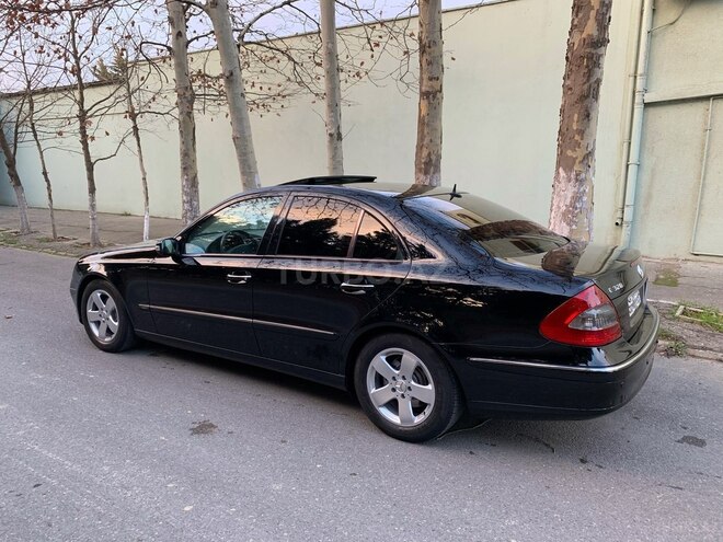 Mercedes E 320 2003, 285,000 km - 3.2 l - Bakı