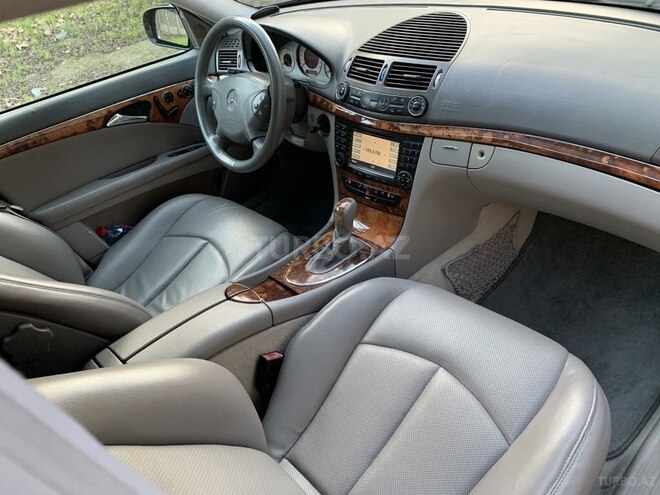 Mercedes E 320 2003, 285,000 km - 3.2 l - Bakı