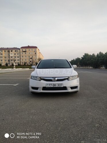 Honda Civic 2010, 330,000 km - 1.3 л - Bakı
