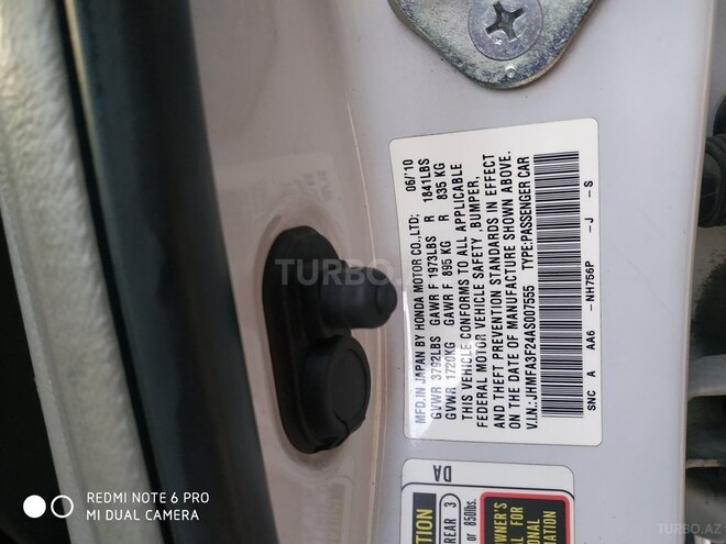 Honda Civic 2010, 330,000 km - 1.3 л - Bakı