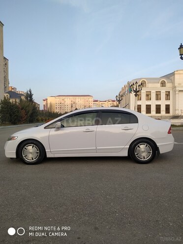 Honda Civic 2010, 330,000 km - 1.3 л - Bakı
