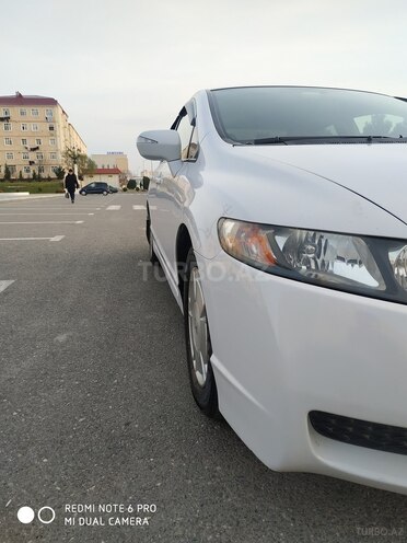 Honda Civic 2010, 330,000 km - 1.3 л - Bakı