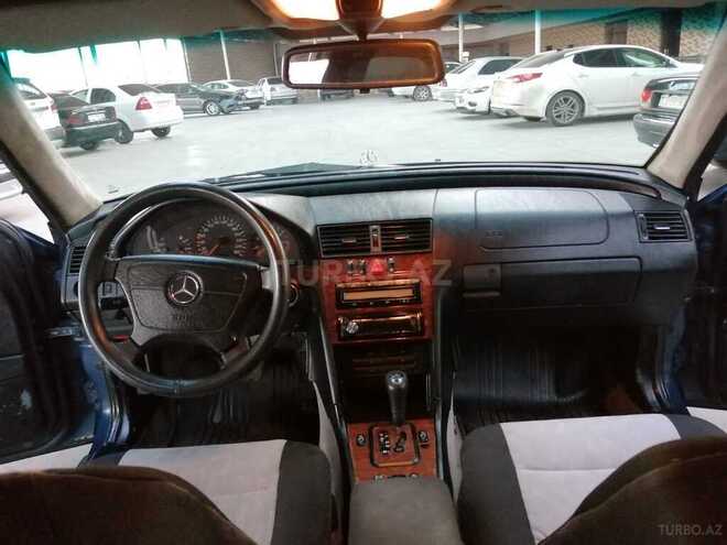 Mercedes C 240 1999, 275,000 km - 2.4 l - Gəncə