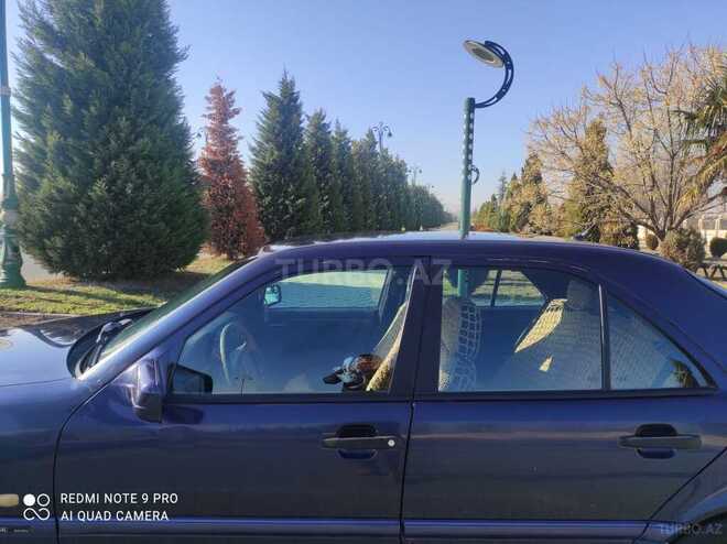 Mercedes C 200 2000, 258,000 km - 2.0 l - Bərdə