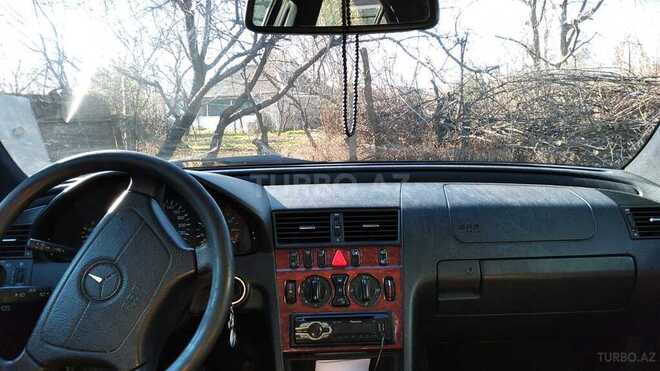 Mercedes C 200 2000, 258,000 km - 2.0 l - Bərdə