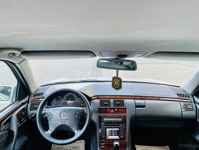 Mercedes E 240 2000, 280,000 km - 2.4 l - Bakı