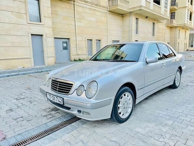 Mercedes E 240 2000, 280,000 km - 2.4 l - Bakı