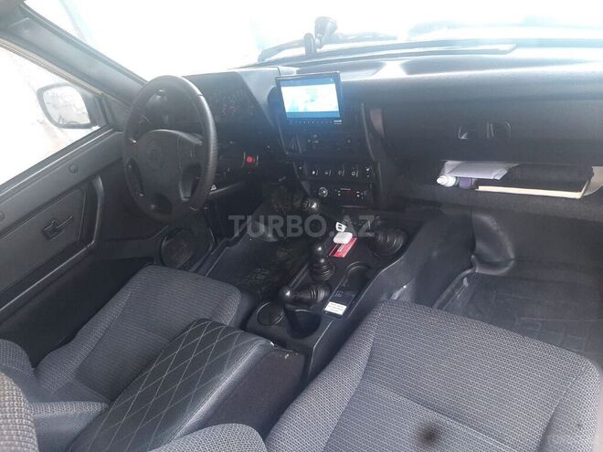 LADA (VAZ) Niva 2015, 120,000 km - 1.7 л - Saatlı