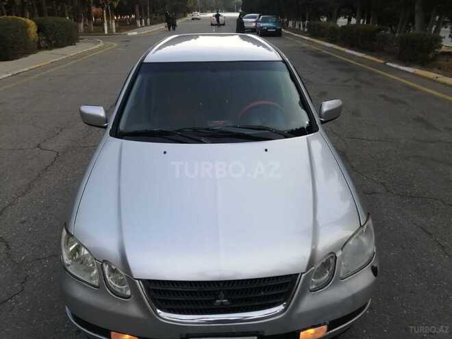 Mitsubishi Airtrek 2001, 256,456 km - 2.0 л - Sumqayıt